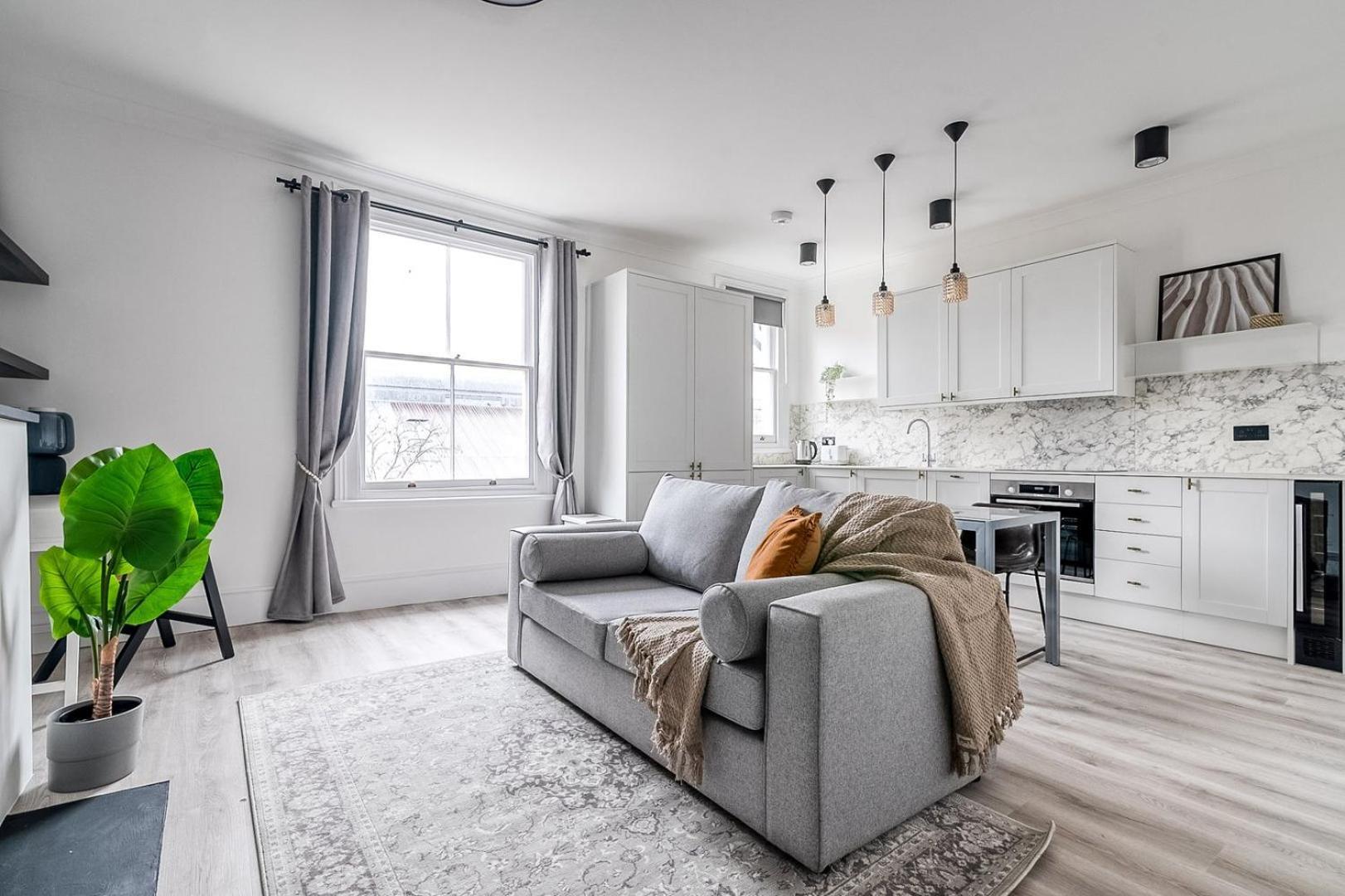 Little Venice Luxury Apartment Londen Buitenkant foto
