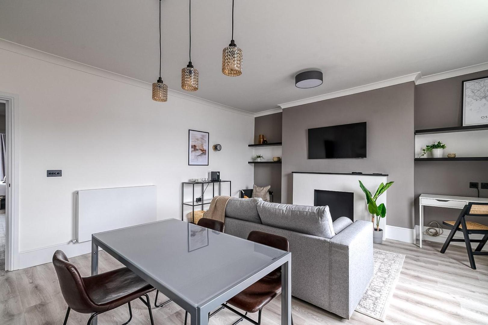 Little Venice Luxury Apartment Londen Buitenkant foto